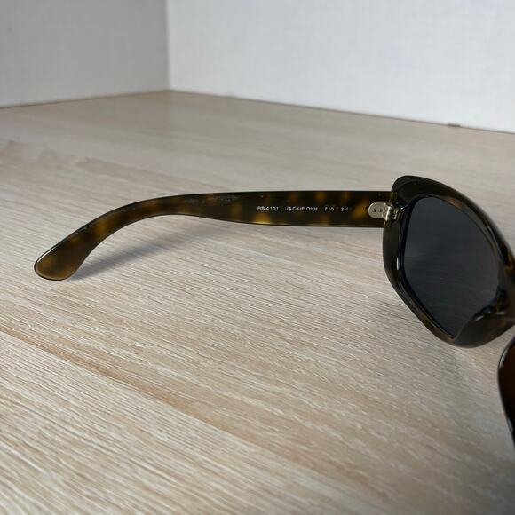 Ray-Ban JACKIE OHH RB4101 710 Cat Eye Tortoise Shell Italy FRAMES ONLY - Picture 4 of 8